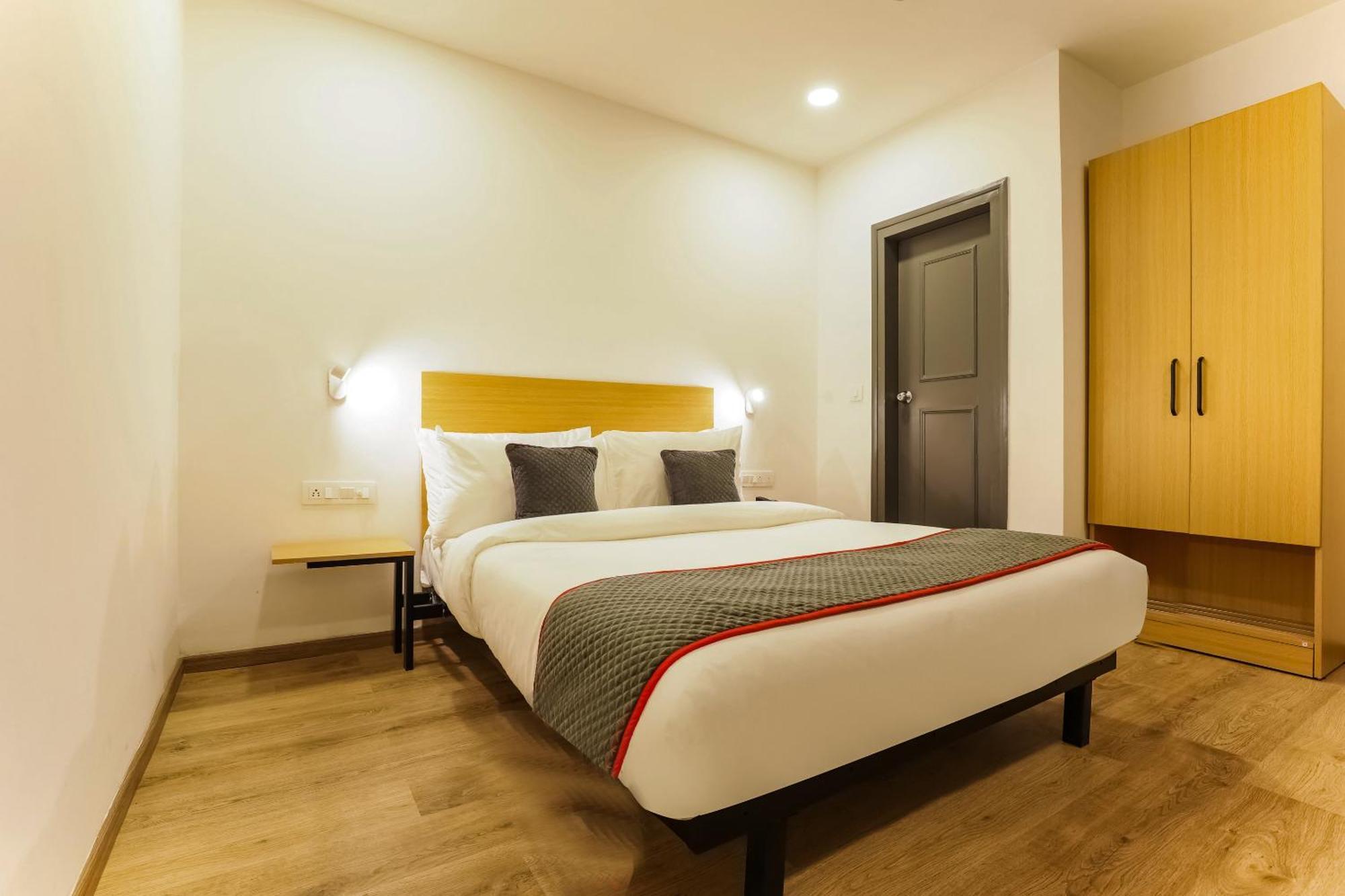 Townhouse Prithvi Resort Near Phoenix Palassio Lucknow Dış mekan fotoğraf
