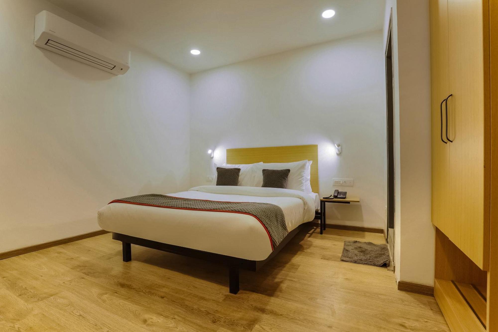 Townhouse Prithvi Resort Near Phoenix Palassio Lucknow Dış mekan fotoğraf
